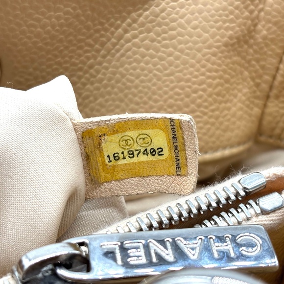 Chanel Beige Quilted Caviar Leather GST Shopper Tote - Picture 9 of 12